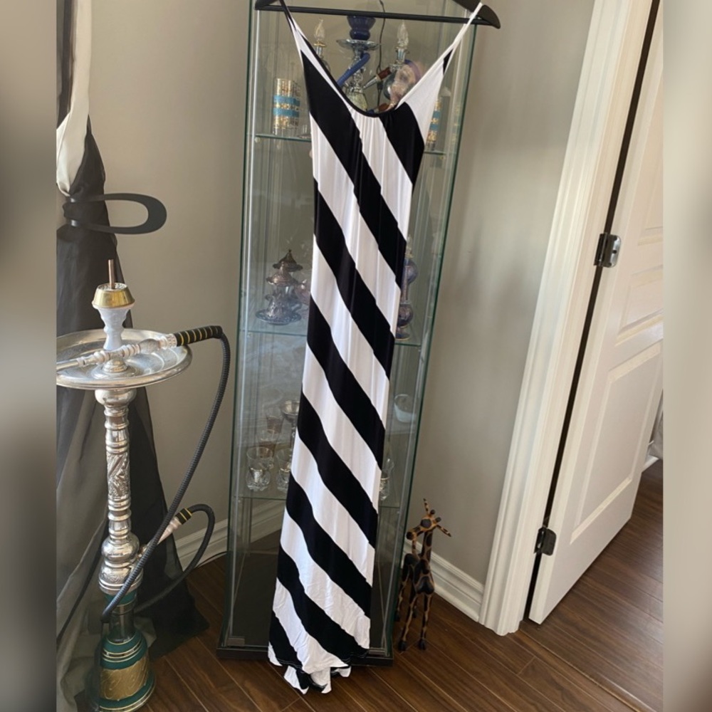 New black and white maxi dress